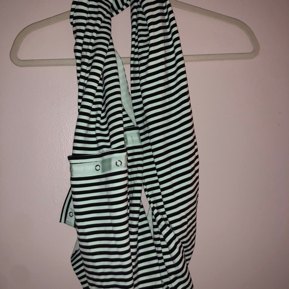 Lulu lemon scarf - Picture 2 of 2